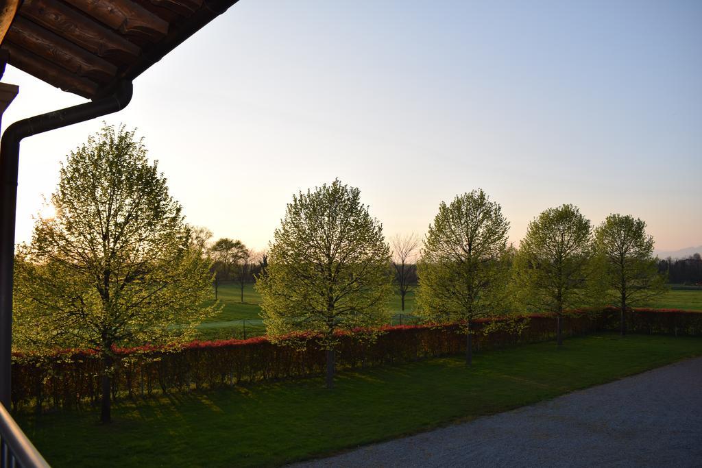 Agriturismo Ca Del Lupo Pallazzolo sullʼOglio 외부 사진